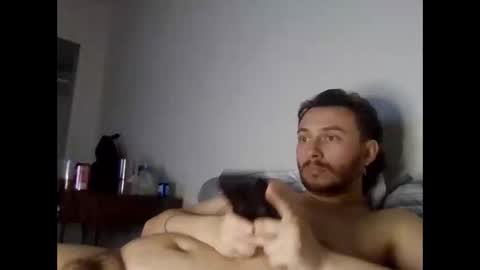 tallhungandcloudy online show from March 28, 11:11 am