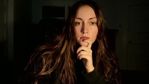 Snapshot of clover_tully chatting on September 29, 8:24 am Clover online show from September 29, 8:24 am