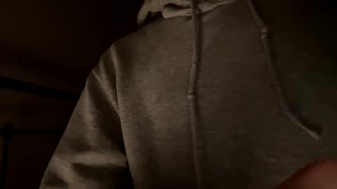 Snapshot of clt789 chatting on December 6, 3:24 am clt789 online show from December 6, 3:24 am