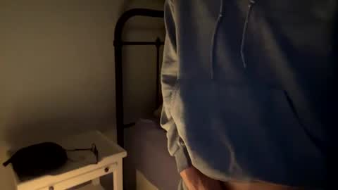 Snapshot of clt789 chatting on December 9, 1:02 pm clt789 online show from December 9, 1:02 pm