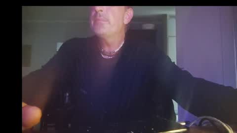 clubkes online show from February 21, 4:16 pm