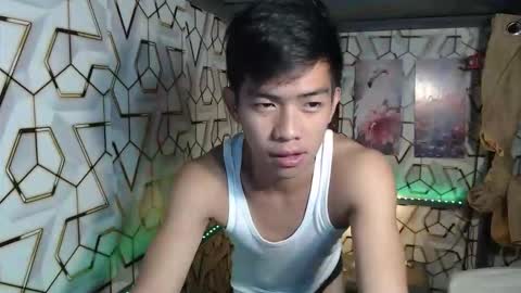 clyde_twinkx online show from September 13, 4:42 pm