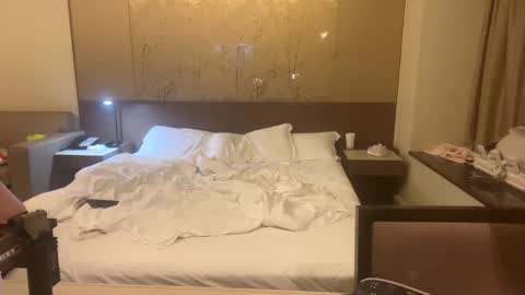 Cocacola1668 online show from April 15, 7:58 pm