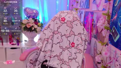 Mia online show from February 13, 9:07 pm