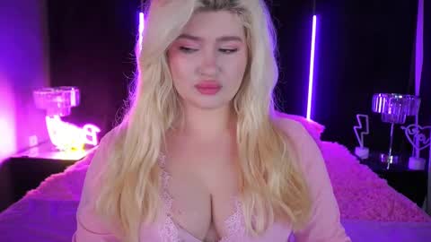 Snapshot of cocosecretss chatting on February 10, 7:26 am onlyfans amyleyy online show from February 10, 7:26 am