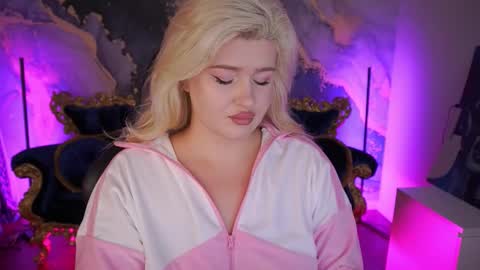 Snapshot of cocosecretss chatting on October 13, 6:59 am onlyfans amyleyy online show from October 13, 6:59 am