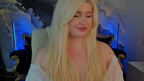 Snapshot of cocosecretss chatting on February 5, 10:41 am onlyfans amyleyy online show from February 5, 10:41 am