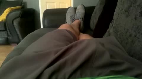 col4nows online show from October 5, 10:45 am