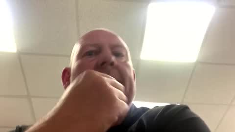 col4nows online show from September 15, 12:50 pm