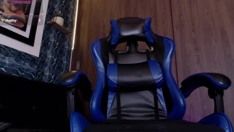 Colby Scott online show from April 9, 1:53 am