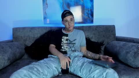 Cole online show from October 14, 7:50 pm