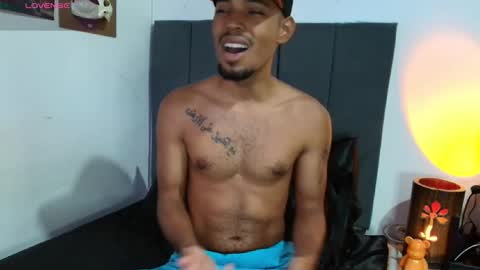 Snapshot of colinlatinbrown chatting on October 6, 11:28 am IG online show from October 6, 11:28 am