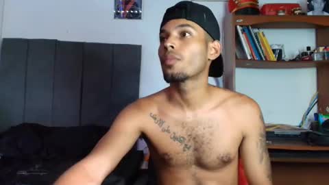 Snapshot of colinlatinbrown chatting on September 24, 5:52 pm IG online show from September 24, 5:52 pm