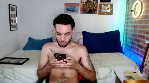 Snapshot of colinlatinbrown chatting on February 14, 8:15 pm IG online show from February 14, 8:15 pm