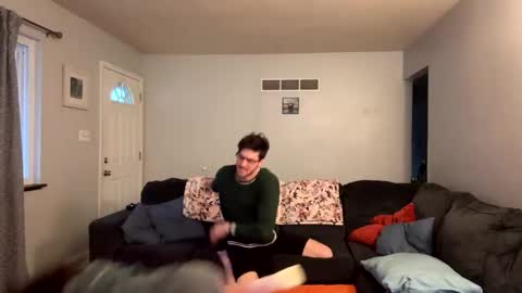 college_packing_8 online show from March 15, 9:29 pm