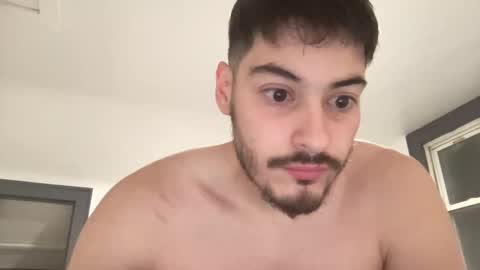 colombianboy2397 online show from December 4, 1:27 am