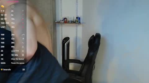 colombianmuscle8 online show from October 15, 12:36 am