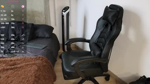 colombianmuscle8 online show from February 16, 7:27 pm