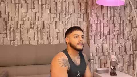 Snapshot of colton_mars chatting on September 19, 5:00 am Jhoan online show from September 19, 5:00 am