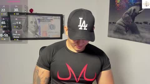 coltonmassif_ online show from November 16, 3:52 am