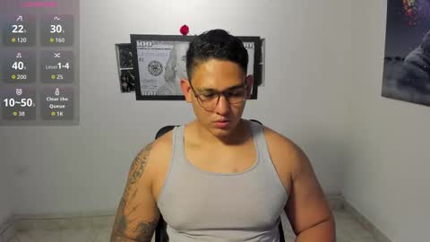 coltonmassif_ online show from November 24, 4:55 am