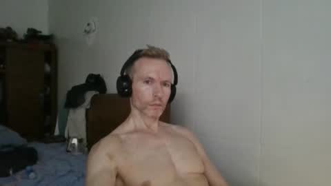 Snapshot of comecontrol chatting on October 6, 7:26 am comecontrol online show from October 6, 7:26 am