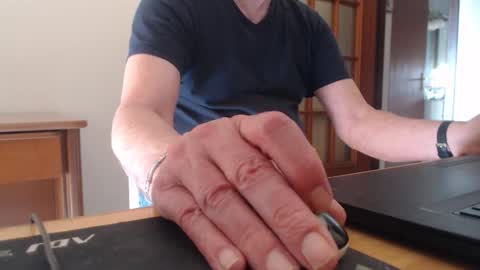 comemivuoi2 online show from April 14, 9:01 am