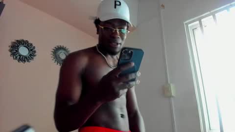 Snapshot of compton_01 chatting on September 29, 2:38 pm COMPTON online show from September 29, 2:38 pm