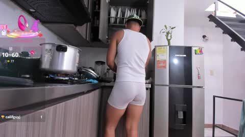 Damian and Daniel online show from April 6, 8:10 pm