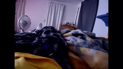 connlee10929154 online show from March 19, 9:48 am