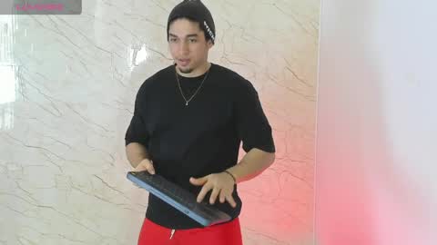 Connor online show from April 6, 8:32 pm