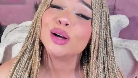 Conny online show from November 15, 5:25 pm