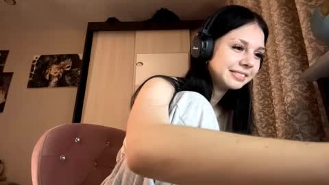 Isabella online show from November 9, 6:32 pm