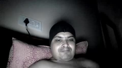 Cool Breeze09 online show from February 8, 9:57 pm