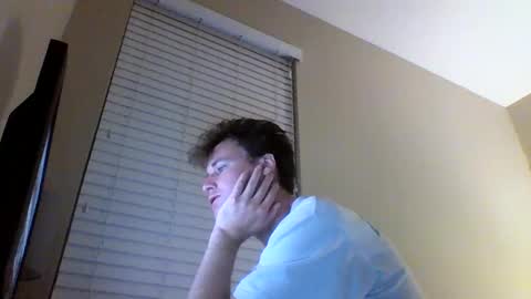 cooldude122222 online show from February 19, 12:57 am