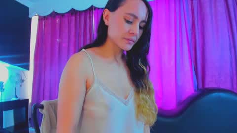 Snapshot of coral_gibson chatting on March 11, 12:28 pm Coral online show from March 11, 12:28 pm