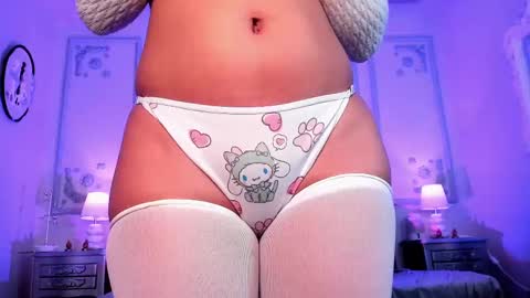 Snapshot of coralinericce_ chatting on October 5, 4:10 am Coral Stefani online show from October 5, 4:10 am