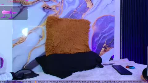 C O R A L  C A L I O P E   online show from March 4, 11:29 am