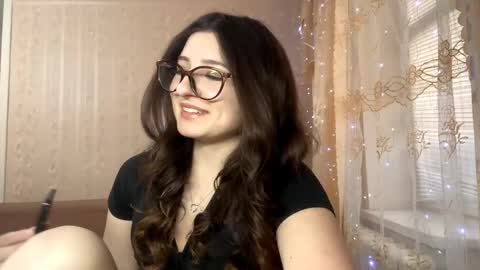 Elisheva online show from April 27, 12:03 pm