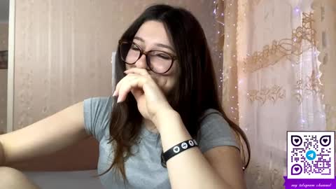 Elisheva online show from April 15, 12:52 pm