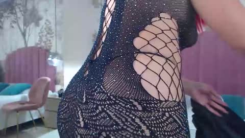 Corine  online show from November 21, 8:29 pm