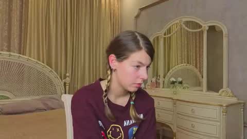 Snapshot of corriezarella chatting on October 3, 4:37 pm call me Alice online show from October 3, 4:37 pm