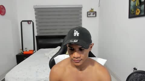 Ethan  online show from November 26, 11:45 pm