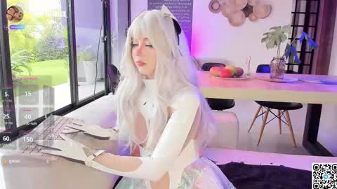 Dollie  online show from March 13, 12:41 pm