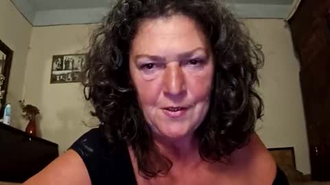 Snapshot of cougarcofee chatting on October 23, 7:48 pm cougarcofee online show from October 23, 7:48 pm