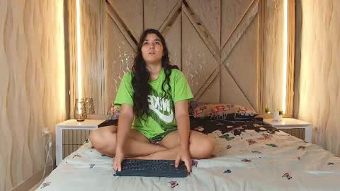 Ricardo  Isabella online show from April 14, 7:44 am