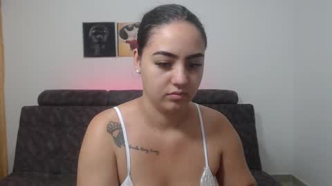 Snapshot of couple_sexandlove chatting on March 11, 10:51 am ALEJANDRO Y EMILY online show from March 11, 10:51 am