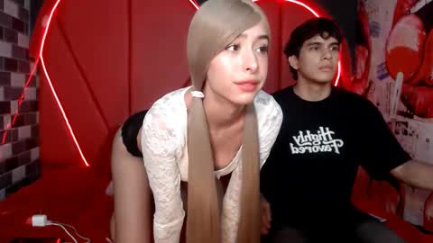 MIA LIZ AND SAM online show from September 13, 8:44 pm