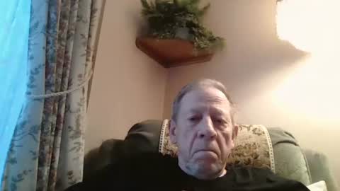 courieral1 online show from January 11, 8:42 am