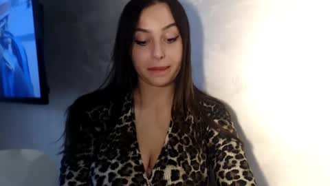 Snapshot of courtney_lux chatting on October 9, 2:22 pm Courtney online show from October 9, 2:22 pm